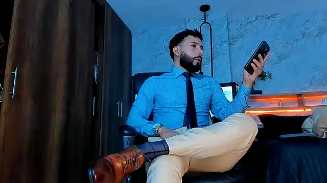 bruno woods online show from February 27, 4:53 pm