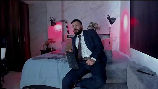 bruno woods online show from November 20, 1:55 pm