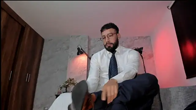 bruno woods online show from December 2, 10:53 am