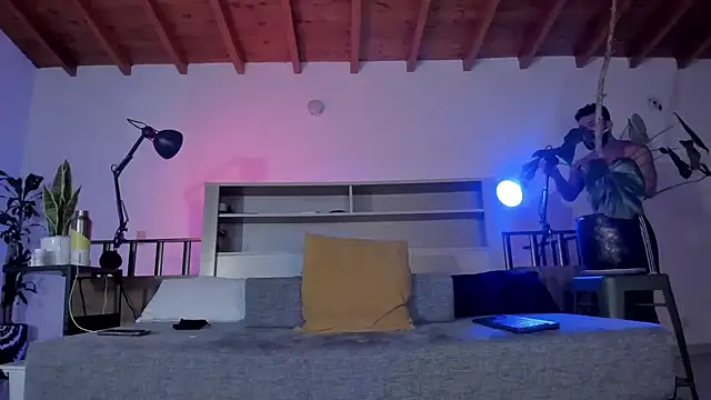 bruno woods online show from February 3, 12:31 am