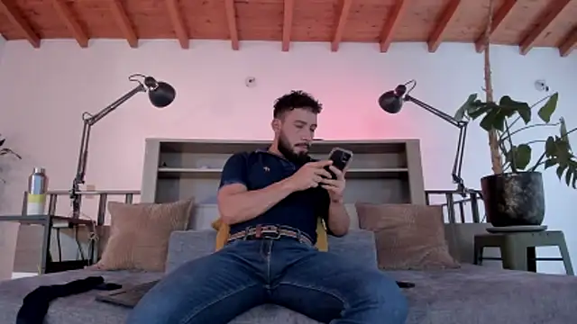 bruno woods online show from March 3, 8:15 pm