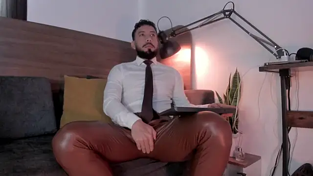 bruno woods online show from April 18, 4:11 pm