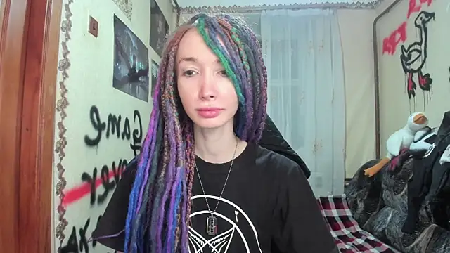 Roxy Silver online show from January 23, 9:50 pm