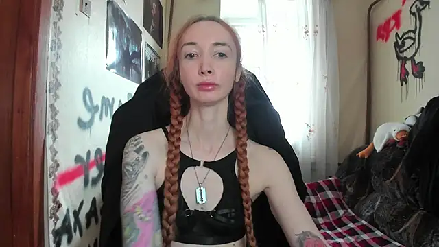 Roxy Silver online show from March 1, 10:45 am