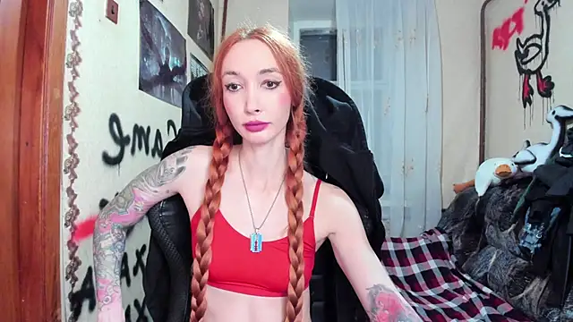 Roxy Silver online show from September 15, 8:31 pm