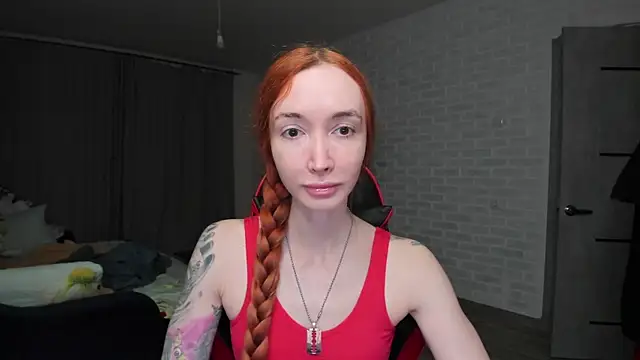 Roxy Silver online show from December 15, 7:18 pm