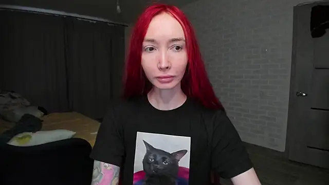 Roxy Silver online show from February 14, 5:59 am