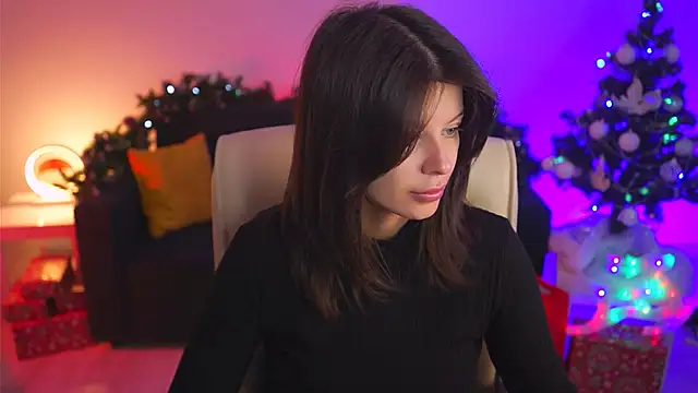 Snapshot of NicoleMun chatting on December 7, 4:20 am NicoleMun online show from December 7, 4:20 am