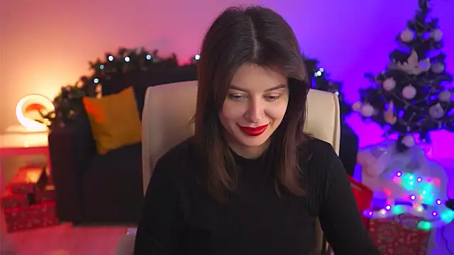 Snapshot of NicoleMun chatting on December 7, 7:27 am NicoleMun online show from December 7, 7:27 am