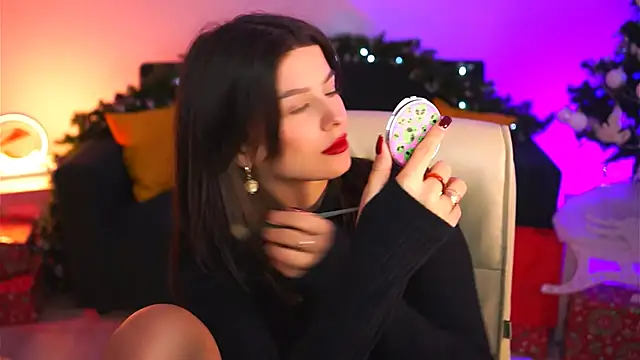 Snapshot of NicoleMun chatting on January 12, 9:08 am NicoleMun online show from January 12, 9:08 am