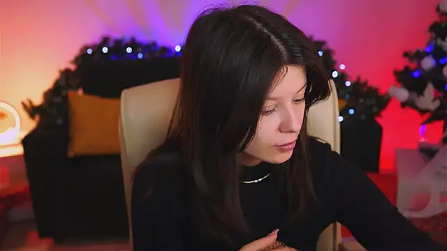 Snapshot of NicoleMun chatting on January 19, 6:31 am NicoleMun online show from January 19, 6:31 am