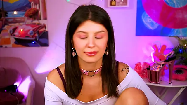 Snapshot of NicoleMun chatting on January 24, 6:35 pm NicoleMun online show from January 24, 6:35 pm