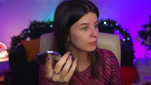 Snapshot of NicoleMun chatting on January 26, 5:23 am NicoleMun online show from January 26, 5:23 am