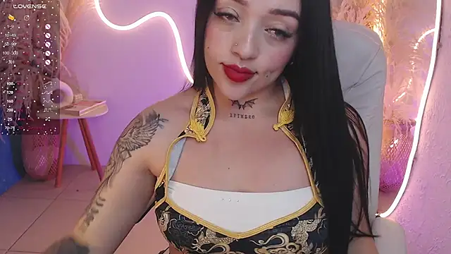 Snapshot of ViolettaHotLatin_ chatting on November 24, 12:38 pm ViolettaHotLatin online show from November 24, 12:38 pm