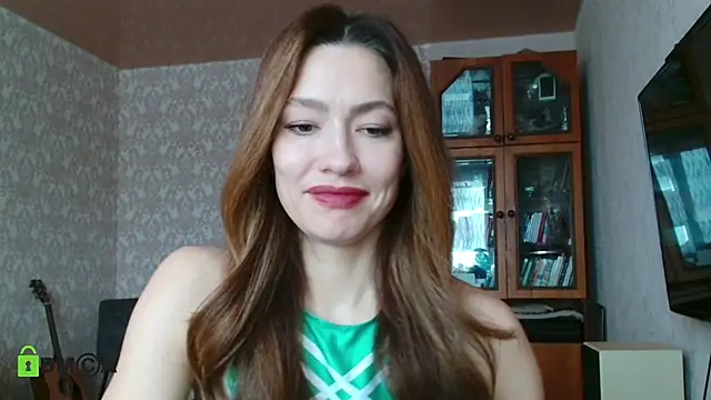 alicia spicy online show from December 5, 7:49 am