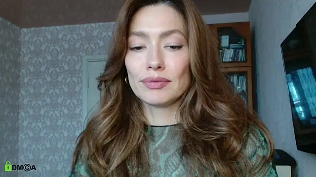 alicia spicy online show from November 27, 7:10 am