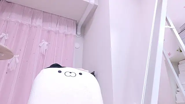 Snapshot of Ryo-sama chatting on January 8, 1:02 pm Ryo-sama online show from January 8, 1:02 pm