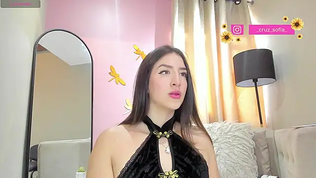 Snapshot of _AlejaCruz_ chatting on February 6, 5:30 pm AlejaCruz online show from February 6, 5:30 pm