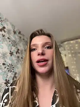 adel secret online show from March 22, 10:59 pm