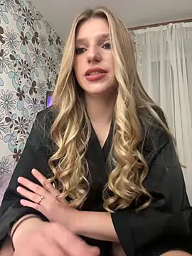 adel secret online show from November 25, 9:04 pm