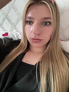 adel secret online show from May 30, 3:31 pm