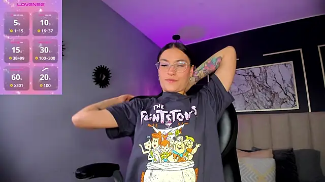 Snapshot of Lissy__Dream chatting on December 17, 10:54 pm Lissy Dream online show from December 17, 10:54 pm