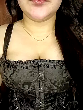 Snapshot of AK---47 chatting on December 23, 4:17 pm AK---47 online show from December 23, 4:17 pm