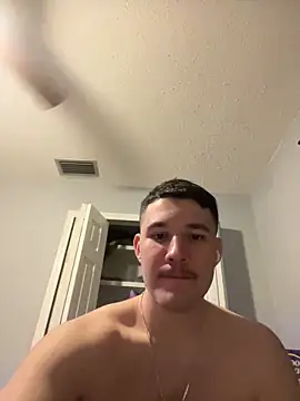 Snapshot of Shaded24 chatting on November 24, 5:51 am Shaded24 online show from November 24, 5:51 am