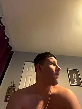 Snapshot of Shaded24 chatting on November 30, 5:00 am Shaded24 online show from November 30, 5:00 am