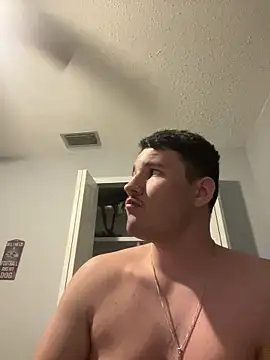 Snapshot of Shaded24 chatting on December 16, 7:02 am Shaded24 online show from December 16, 7:02 am