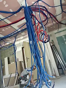 Snapshot of robertilevis chatting on September 18, 10:39 am robertilevis online show from September 18, 10:39 am