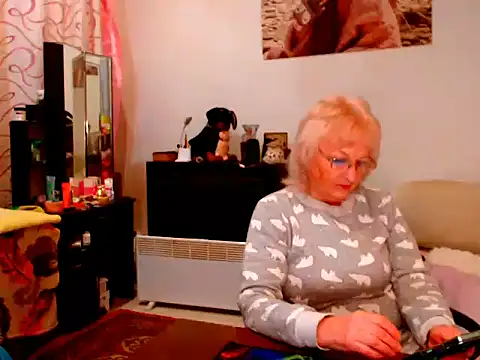 Natali7634 online show from February 4, 6:27 pm