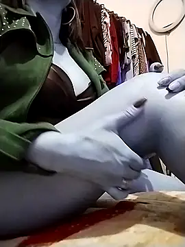 Snapshot of tiffani__love chatting on February 2, 2:27 am tiffani love online show from February 2, 2:27 am