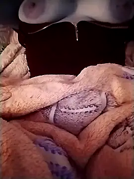 Snapshot of tiffani__love chatting on February 2, 8:19 pm tiffani love online show from February 2, 8:19 pm