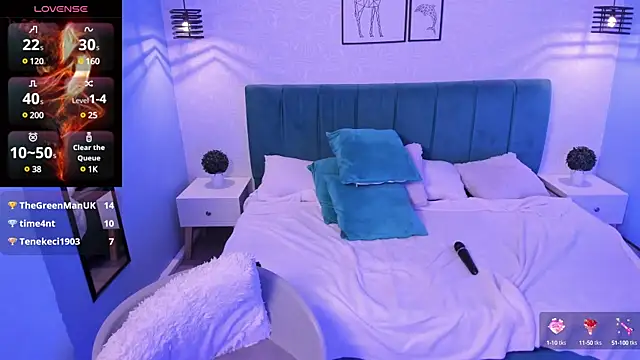 Snapshot of tiffani__love chatting on February 27, 6:42 pm tiffani love online show from February 27, 6:42 pm