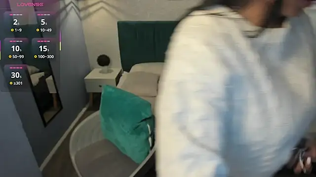 Snapshot of tiffani__love chatting on March 5, 7:06 pm tiffani love online show from March 5, 7:06 pm