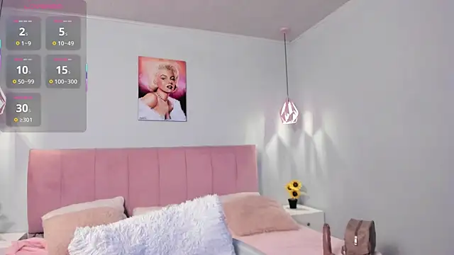 Snapshot of tiffani__love chatting on March 22, 2:58 pm tiffani love online show from March 22, 2:58 pm