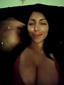 Snapshot of tiffani__love chatting on September 30, 11:26 am tiffani love online show from September 30, 11:26 am