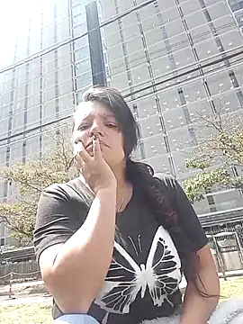 Emily0215 online show from February 4, 4:02 pm