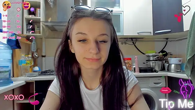  Nika Kik online show from March 17, 1:50 pm