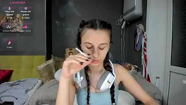  Nika Kik online show from March 19, 12:36 am