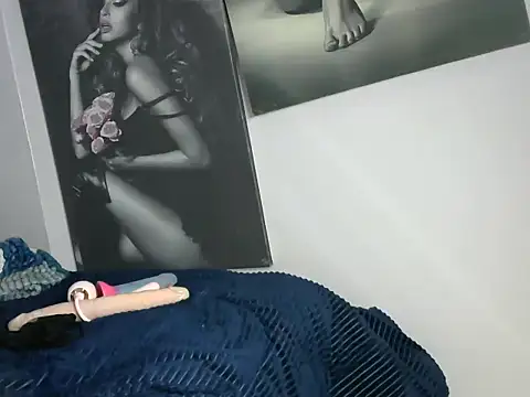 Snapshot of Petite_lexii chatting on November 3, 1:01 pm Petite lexii online show from November 3, 1:01 pm