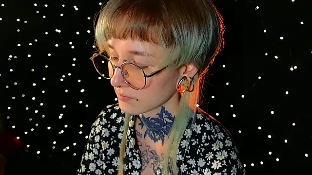 Littlespacemouse online show from December 21, 2:37 pm