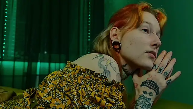 Littlespacemouse online show from February 21, 5:53 pm