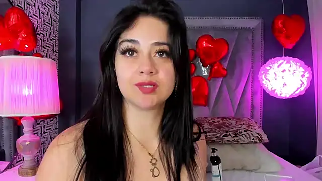 Snapshot of nahomi_sweett chatting on February 10, 2:05 pm nahomi sweett online show from February 10, 2:05 pm