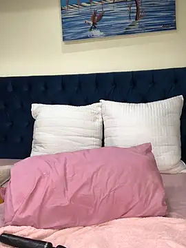 Snapshot of Nicole_Liam_ chatting on September 13, 7:35 pm Nicole Liam online show from September 13, 7:35 pm