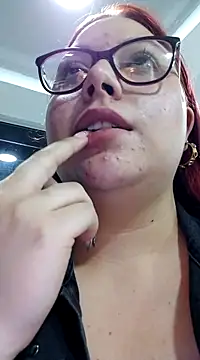 Snapshot of Blair_Elliss chatting on December 16, 2:15 am Blair Elliss online show from December 16, 2:15 am