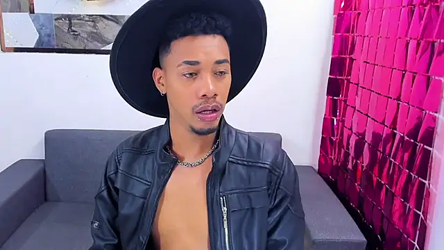 Snapshot of Hottwinkguys chatting on January 12, 5:54 pm Hottwinkguys online show from January 12, 5:54 pm