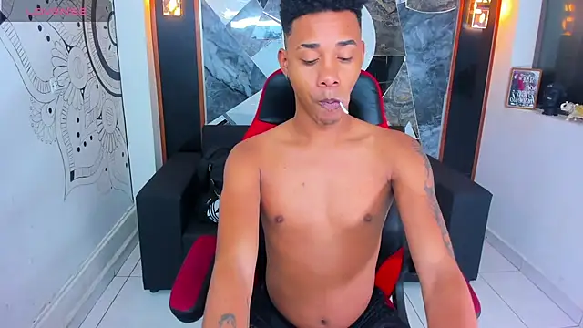 Snapshot of Hottwinkguys chatting on March 5, 11:16 pm Hottwinkguys online show from March 5, 11:16 pm