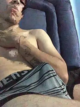 Snapshot of Edanvvv chatting on September 27, 10:37 pm Edanvvv online show from September 27, 10:37 pm